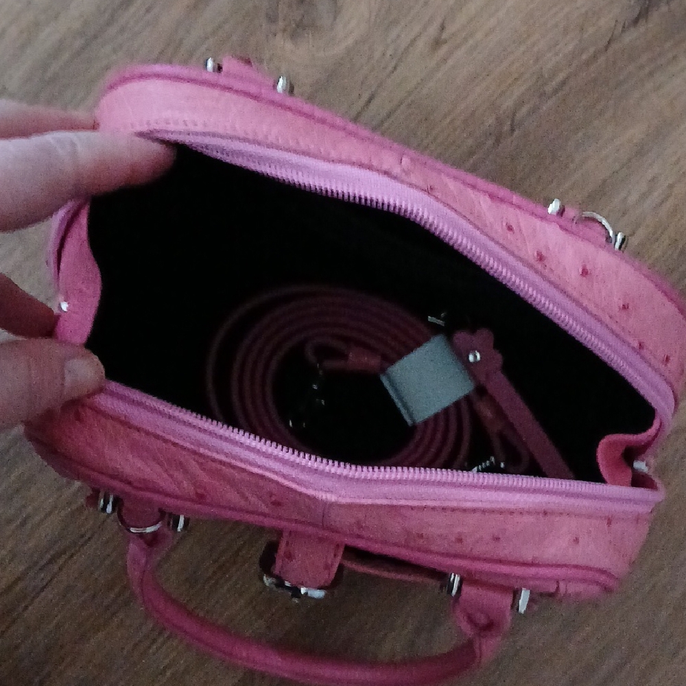 Pink Faux Ostrich Leather Handbag NWOT - Picture 4 of 5